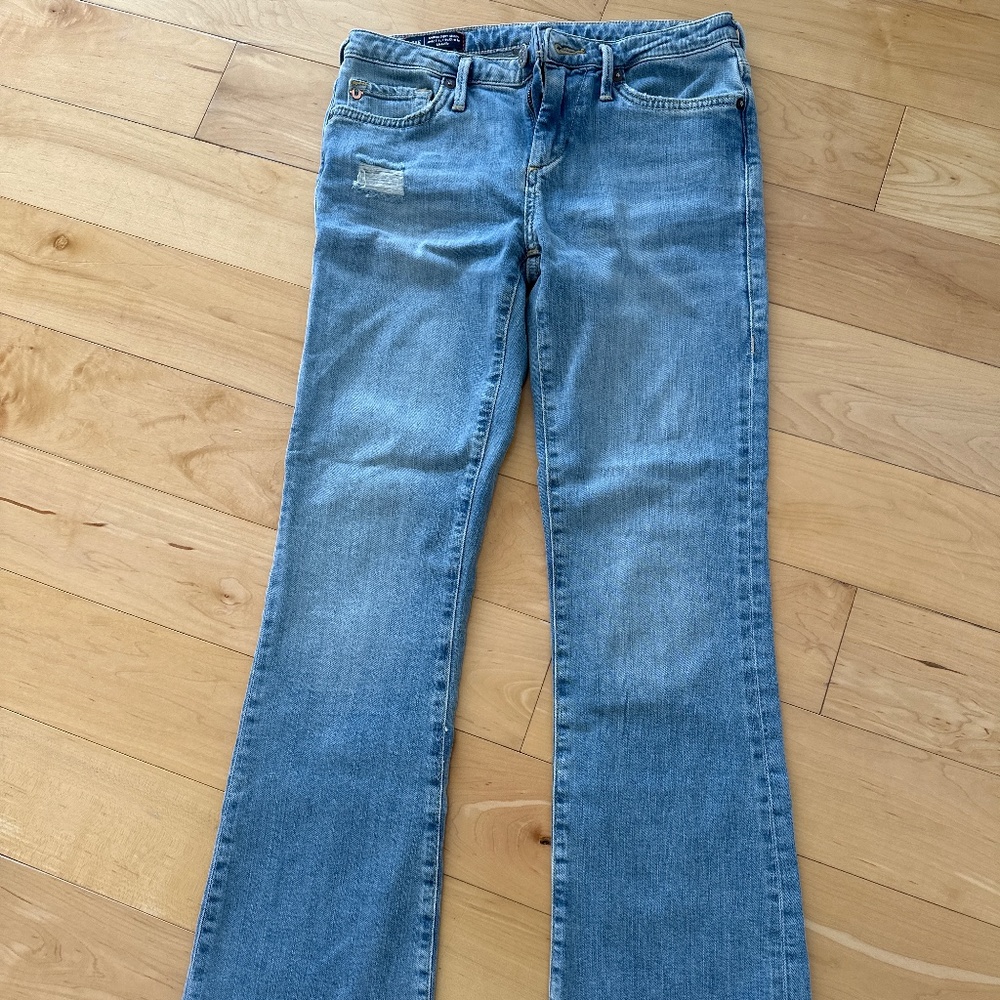 Mid-rise Light blue True Religion Jeans size 25